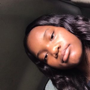 Meet your Posher, Latasha